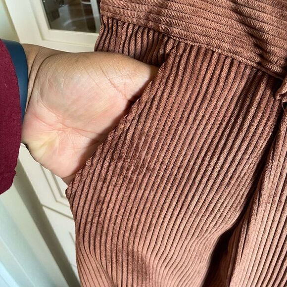 Gap Pants Women’s Sz 18 Wide Wale Corduroy Wide Leg Pleated Brown High Waist NWT - Picture 4 of 9